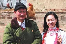 朱之文为于文华写的一首歌曲，把于文华都唱哭了，这才是真爱视频封面