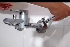 师傅教你如何拆卸淋浴水龙头机及止水弯头，步骤清洗简单视频封面