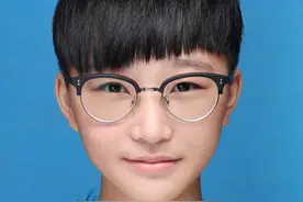 最帅证件照走红 2016超女邱杉杉微博个人资料照片图片
