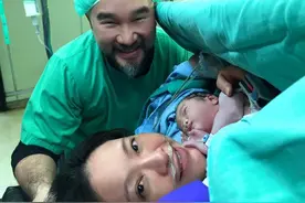 恭喜！刘真剖腹產下女儿霓霓图片