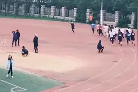 终于出现了！比运动员跑得还快的摄影小伙视频封面