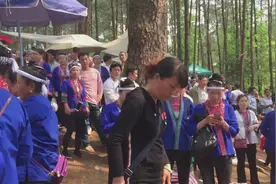 少数民族坡会，也是相亲节，非常好的传统节日，希望可以传承下去视频封面