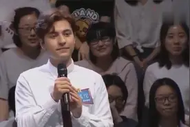 为什么中文不能只用拼音，撒贝宁出这一题，彻底把外国人搞懵了！视频封面