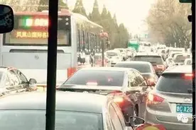艺考+修路，济南全是车车车！上班这些地方一定要避开图片