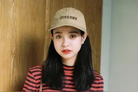 韩版女式条纹t恤 时尚休闲两不误图片