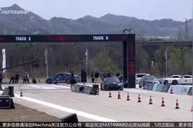 10秒俱乐部 战神直线起飞图片