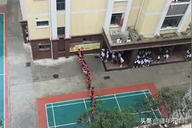 广西钦州商贸学校。视频封面