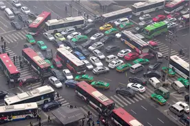 这5种路口最容易发生事故 违章的概率高30%视频封面