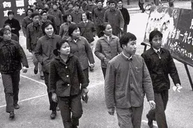 我们曾经经历的那些高考加油口号，哪个戳中了你的回忆视频封面