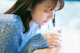 父亲给找了个后妈，还带了个蛮横不讲理的姐姐（5）图片