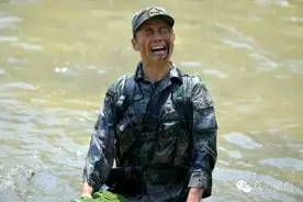军人心里柔软的地方，那里住着一位姑娘图片
