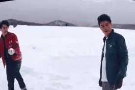 胡歌霍建华北海道"CP蜜月"！这才是男神的正确打开方式！图片