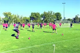 埃里克森：后场不能轻易丢球图片