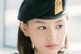 太阳的后裔尹明珠是谁饰演的？尹明珠饰演者金智媛个人资料图片