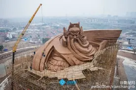 猴赛雷之父封山作：全球最大关公像图片