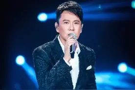 《歌手》张信哲被指声音"略娘" 观众秒哭遭吐槽图片