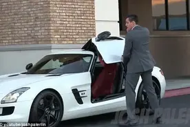 外表是骗人的！男子街头测试拜金女图片