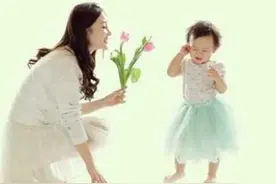 甜馨和王诗龄卧室对比 两个妈妈教育理念差这么多！图片