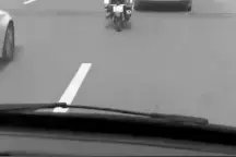 益阳男童坠塘后昏迷 跨三城警民接力开辟生命通道图片