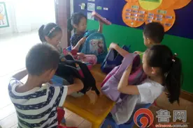 东营区史口镇中心幼儿园开展“整理小书包”主题教育活动图片