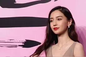 #无滤镜无美颜 近距离感受一下#angelababy 的#眼神杀 ❤#if姐 #明星 #现场视频封面