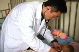 哥哥姐姐相继夭折,折翼天使“补心”重获新生图片