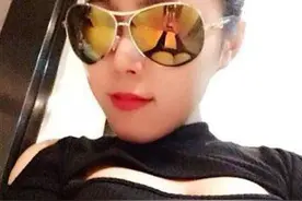 车闻趣事：老兄车子的确很帅，可是你就不累吗？图片