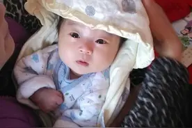 满月出关，从获自由！看看我家帅哥还是美女？图片