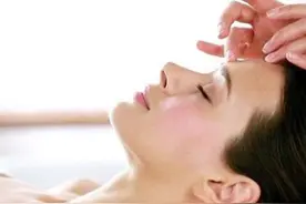 新的夏天眉心不要痘图片