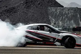 GT-R Nismo打破最快漂移纪录!图片