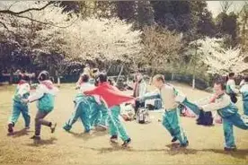 小时候的春游你还记得么？ 8090后老照片满满都是回忆～图片