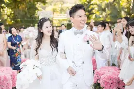 “奶茶妹妹”章泽天已顺利生产，京东ceo刘强东要当爸爸了！图片