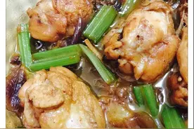 许嵩做美食，还真有一手！歌好人美，做的菜也是明星范！图片