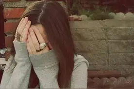 女生寝室讨论过哪些面红耳赤的事？有个短小精悍的回答已亮！图片