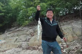 游钓湖北：揭竿而起，库战草鲤鲫！图片