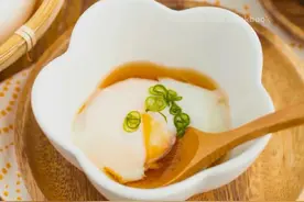 温泉蛋、糖心蛋吃起来，鸡蛋之新颖做法图片