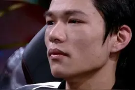 LOL官方：淘宝权禁赛两场，是账号共享而非代练！图片