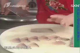 大厨亲做开胃鱼片，现场展示切鱼片正确姿势，一点不用担心鱼刺