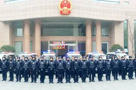 震撼行动！山东临沂兰山法院亮剑“执行难” 直播抓“老赖”三视频封面