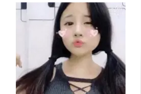 为什么要追我，不是这个女主播有急支糖浆，而是她玩球球大作战一路喊雅蠛蝶图片