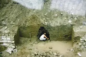 听说过没见过的龙亭“转兵洞”图片