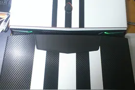 Alienware 外星人17英行顶配使用报告以及周边图片