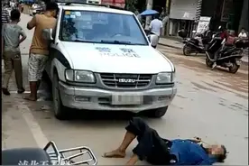 「曝光」揭交警警帽！拔警车车钥！浦北一男子大闹交警执法现场，原因竟然是……图片