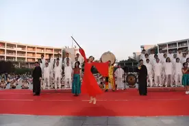 篝火晚会欢乐多——第十届中美双语夏令营报道（九）图片
