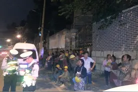 贵州交警曝光面包车违法“三宗最”：超速、超员、擅自改装图片