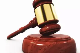 认为他人“挖墙脚”小老板报复打人触刑图片