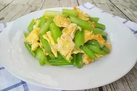 鸡蛋炒芹菜图片