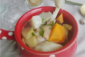 山药胡萝卜酸菜老鸭汤 消食又开胃图片