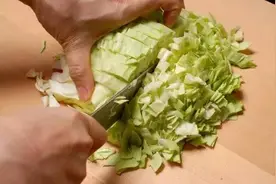 「美食」教你做关西风味御好烧图片