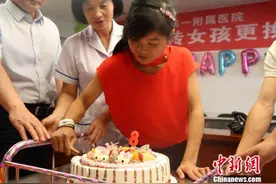 江西“扭转女孩”术后四年换“电池” 恢复正常生活图片